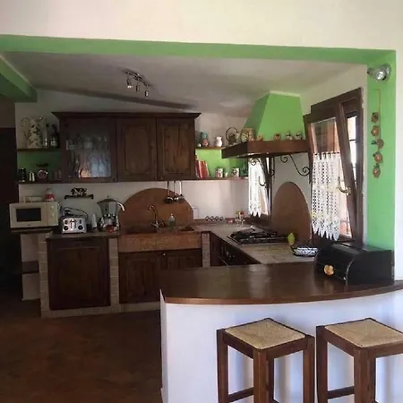 Apartment In Bifamiliare Tizzano Val Parma